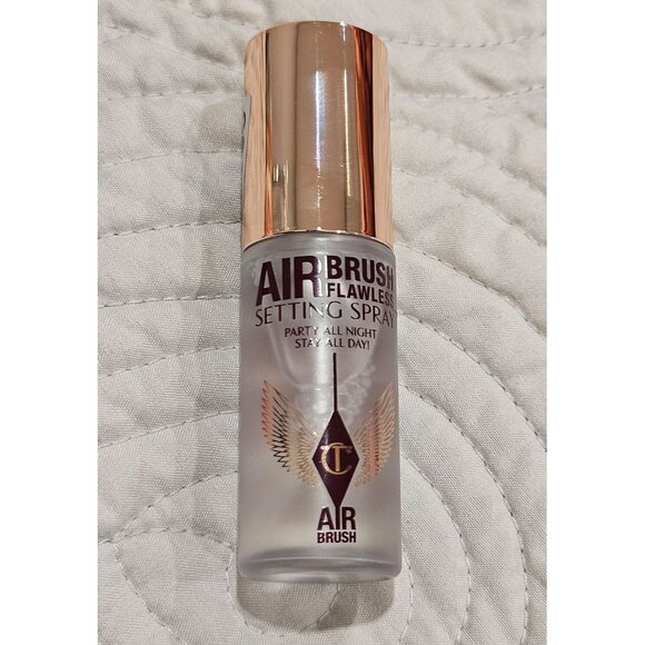 Charlotte Tilbury Airbrush Flawless Hydrating & Waterproof Setting Spray - Picture 1 of 1